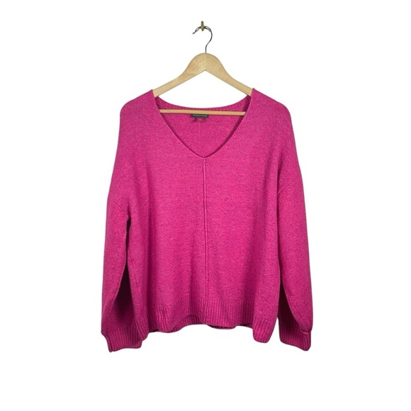 Vince Camuto Women’s Paradox V-Neck Center Seam Sweater in Pink Size L - Picture 1 of 10